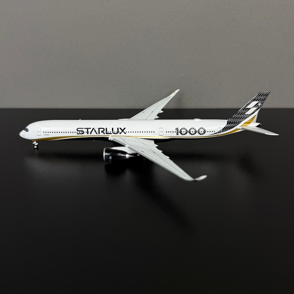 Aero Polaris 1:400 Starlux Airlines Airbus A350-1000 B-58552 "Carbon Fiber" HA35K0013