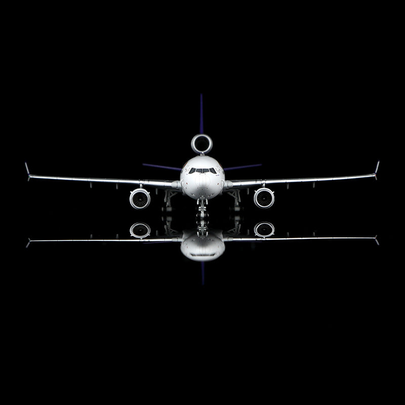YY Wings 1:400 Thai Airways McDonnell Douglas MD-11 HS-TMD YY1111