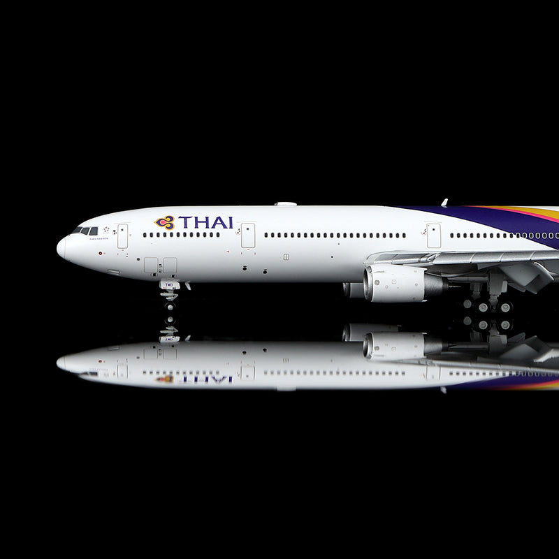 YY Wings 1:400 Thai Airways McDonnell Douglas MD-11 HS-TMD Flaps Down YY1111F