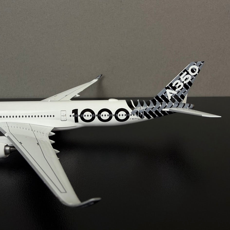 Aero Polaris 1:400 Airbus Industrie A350-1000 F-WLXV "Carbon Fiber" HA35K0011