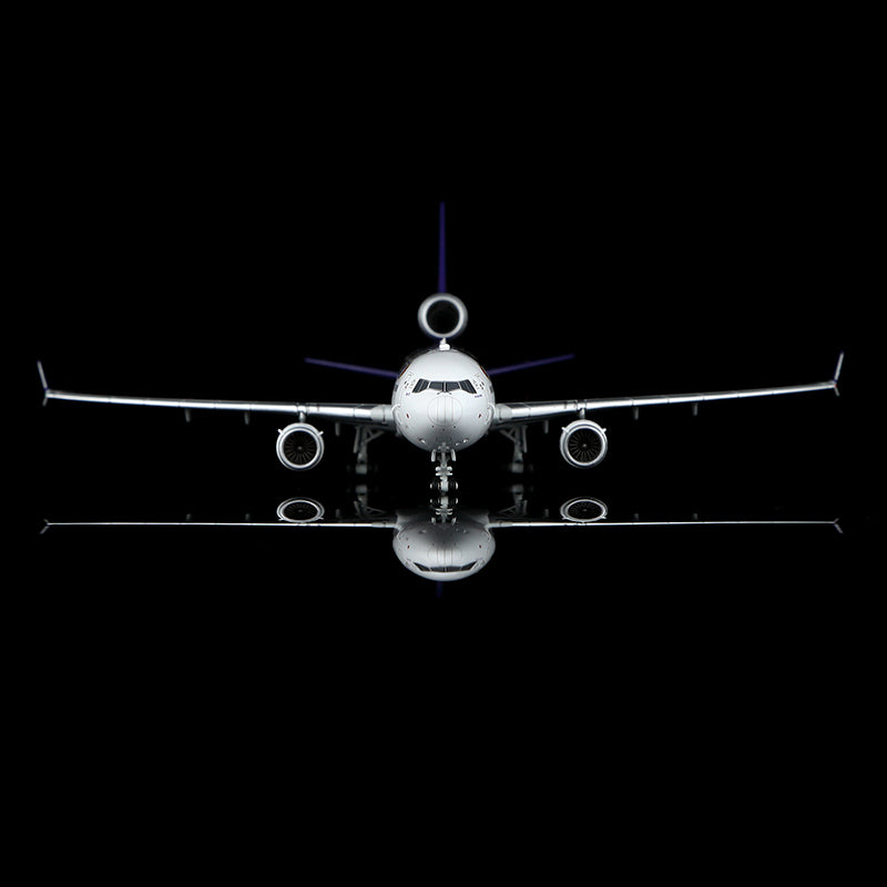 YY Wings 1:400 Thai Airways McDonnell Douglas MD-11 HS-TME YY1112