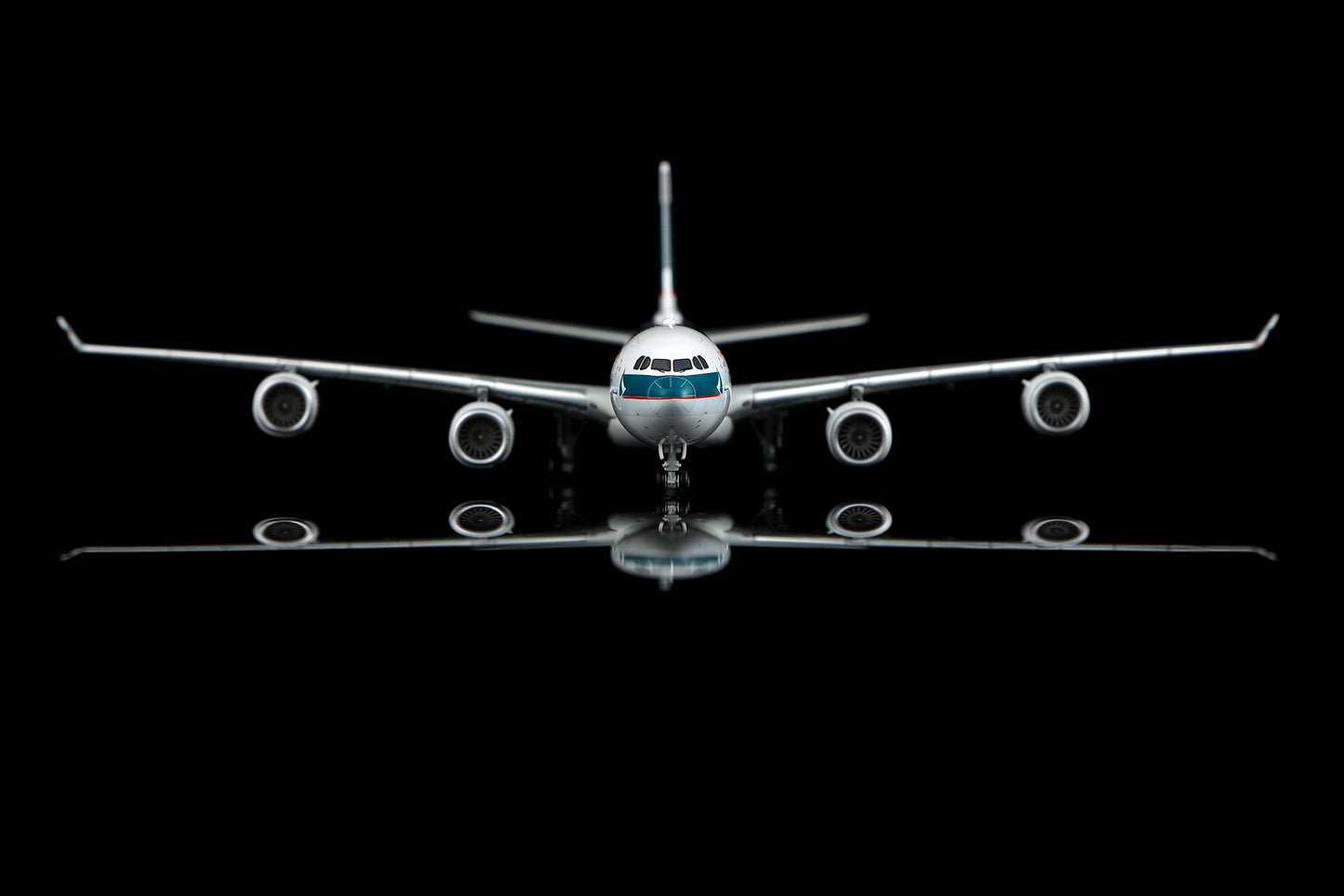YY Wings 1:400 Cathay Pacific Airbus A340-600 B-HQC YY34605