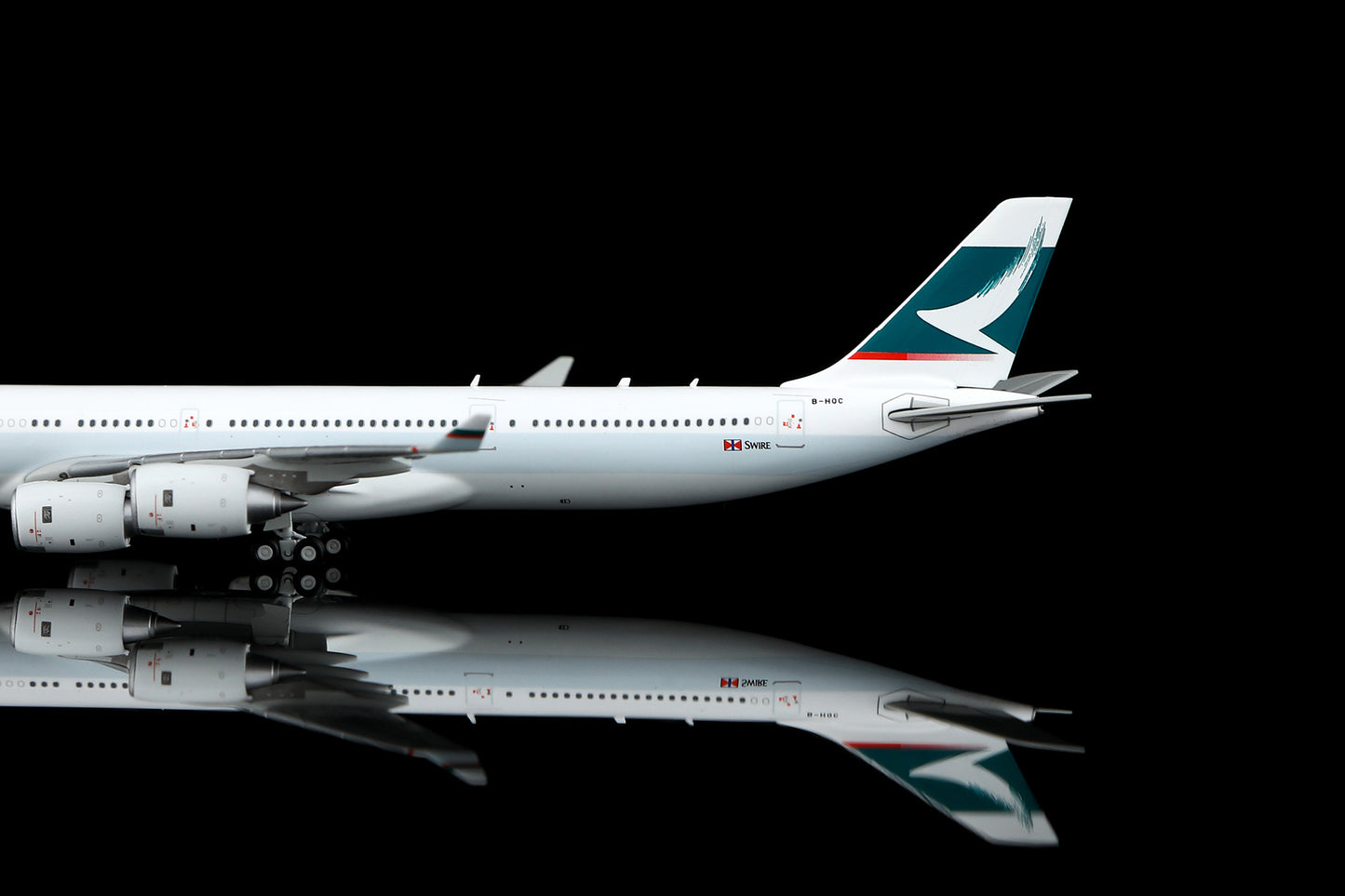 YY Wings 1:400 Cathay Pacific Airbus A340-600 B-HQC YY34605