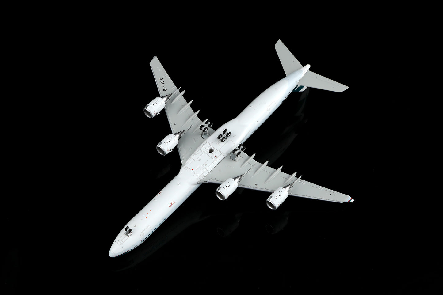 YY Wings 1:400 Cathay Pacific Airbus A340-600 B-HQC YY34605