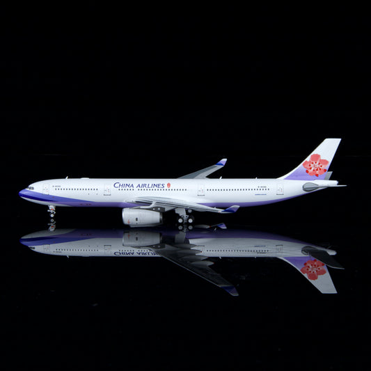 Kylin Models 1:400 China Airlines Airbus A330-300 B-18392 K333CAL01