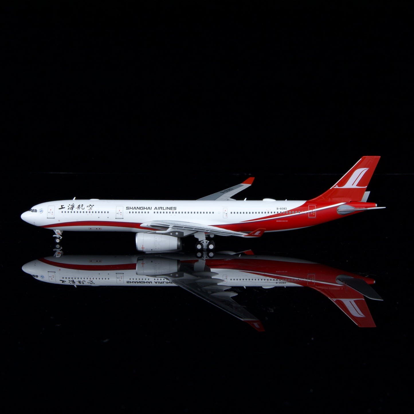 Kylin Models 1:400 Shanghai Airlines Airbus A330-300 B-6083 K333CSH01
