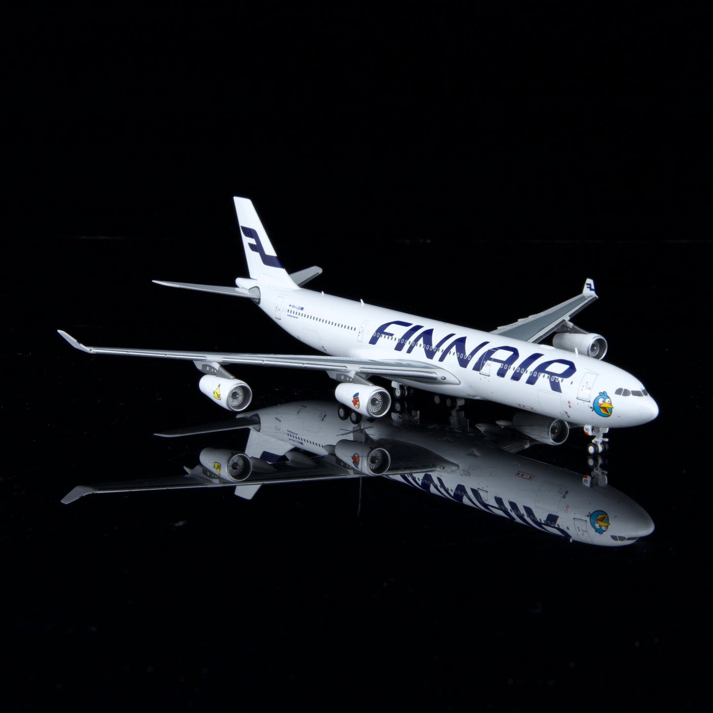 Kylin Models 1:400 Finnair Airbus A340-300 OH-LQD "Angry Birds" K343FIN01