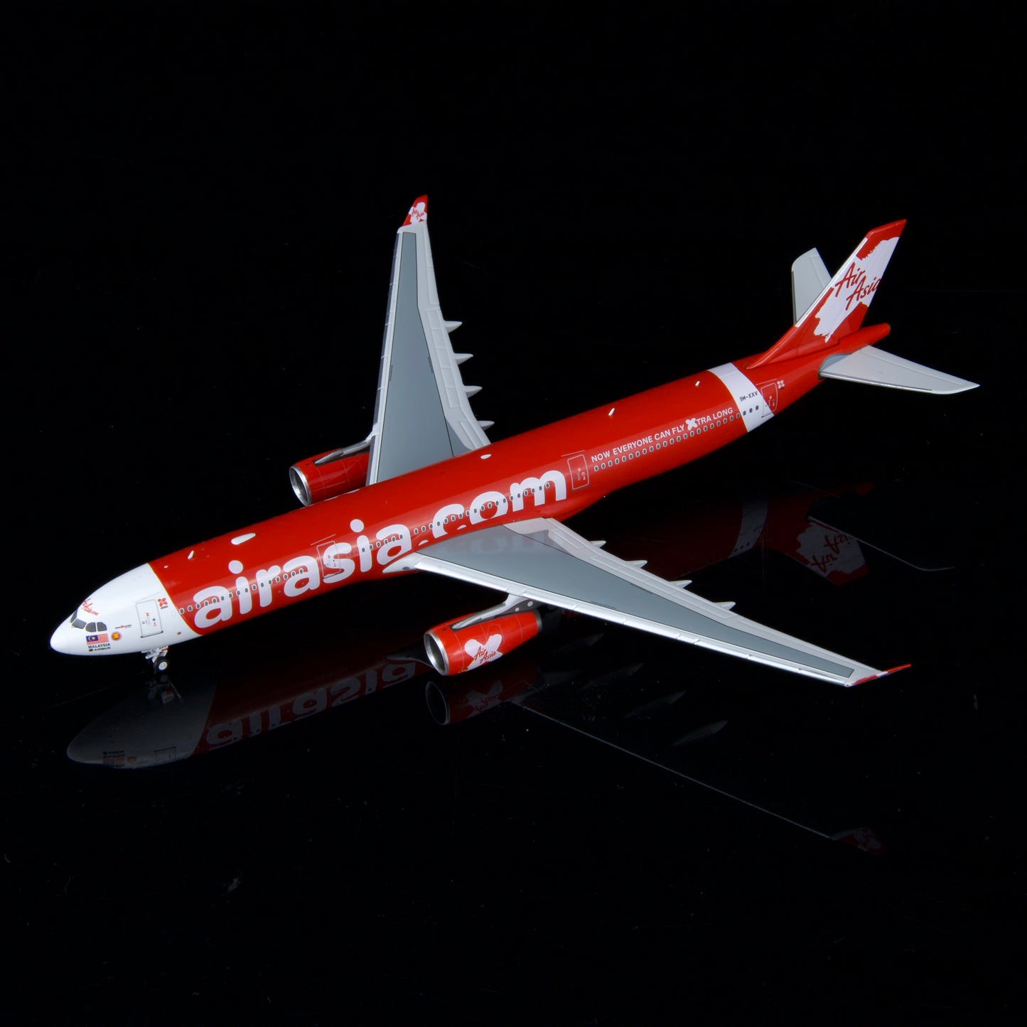 Kylin Models 1:400 Air Asia Airbus A330-300 9M-XXV K333AXM01