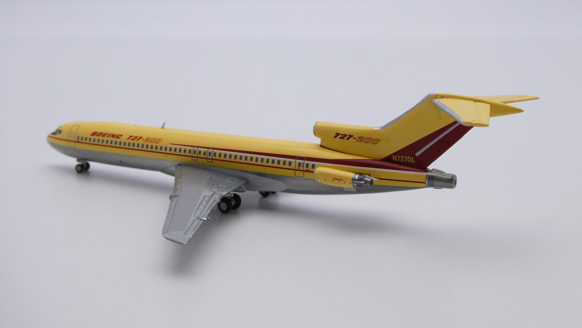 Pre-Order V1:400 Boeing 727-200 N7270L House Livery 400021