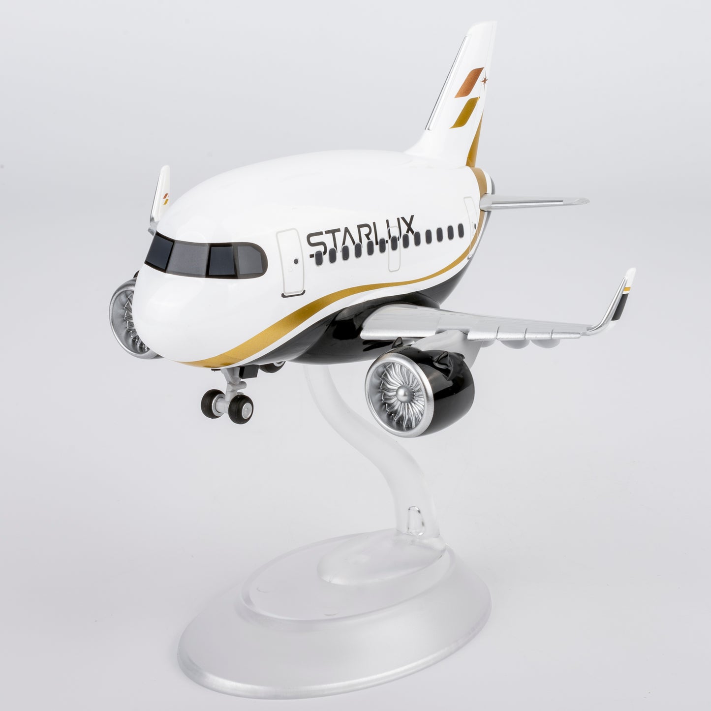 CUMO Cute Model Starlux Airlines Airbus A321neo Q3003