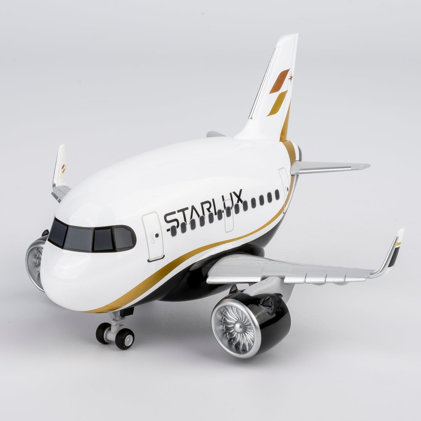 CUMO Cute Model Starlux Airlines Airbus A321neo Q3003