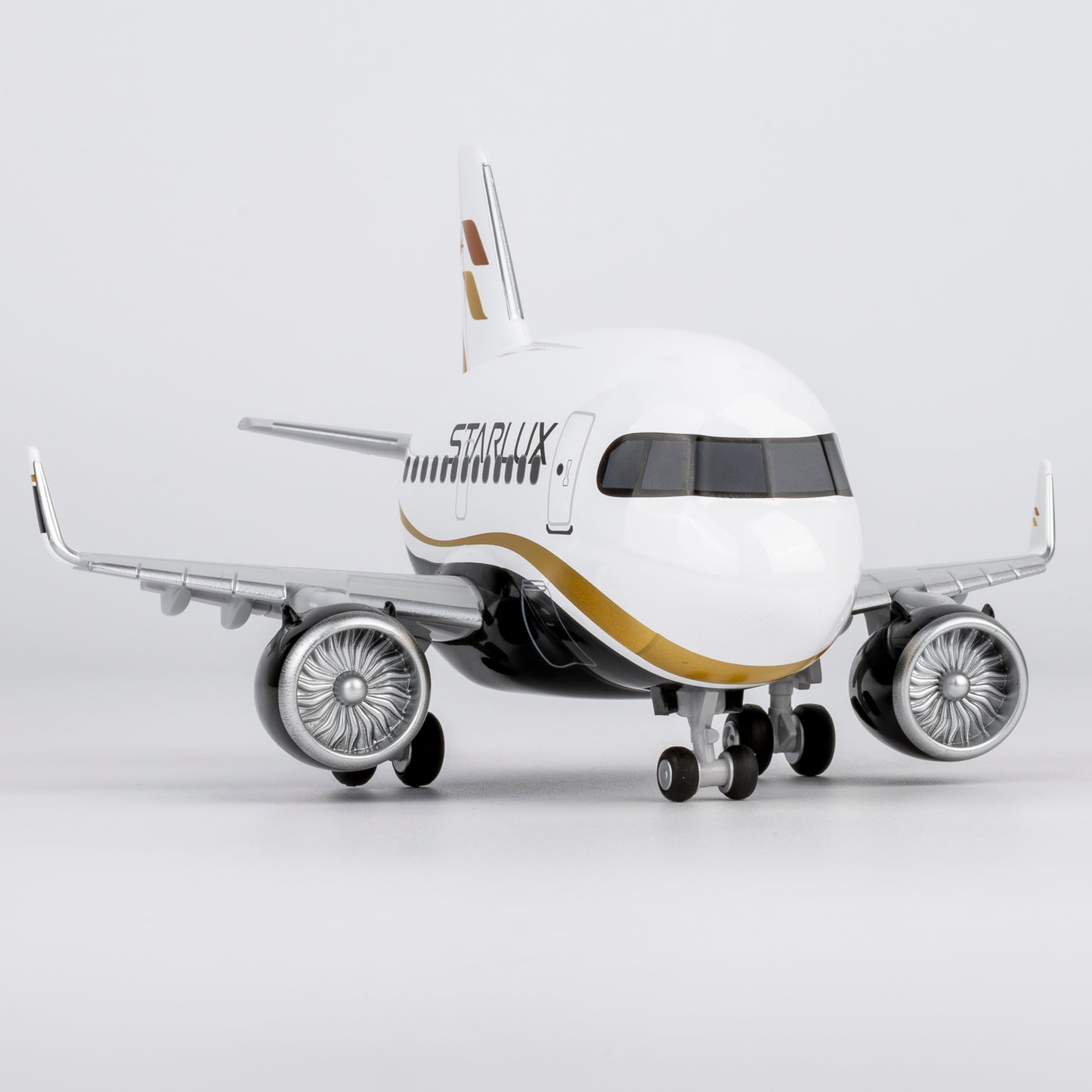 CUMO Cute Model Starlux Airlines Airbus A321neo Q3003