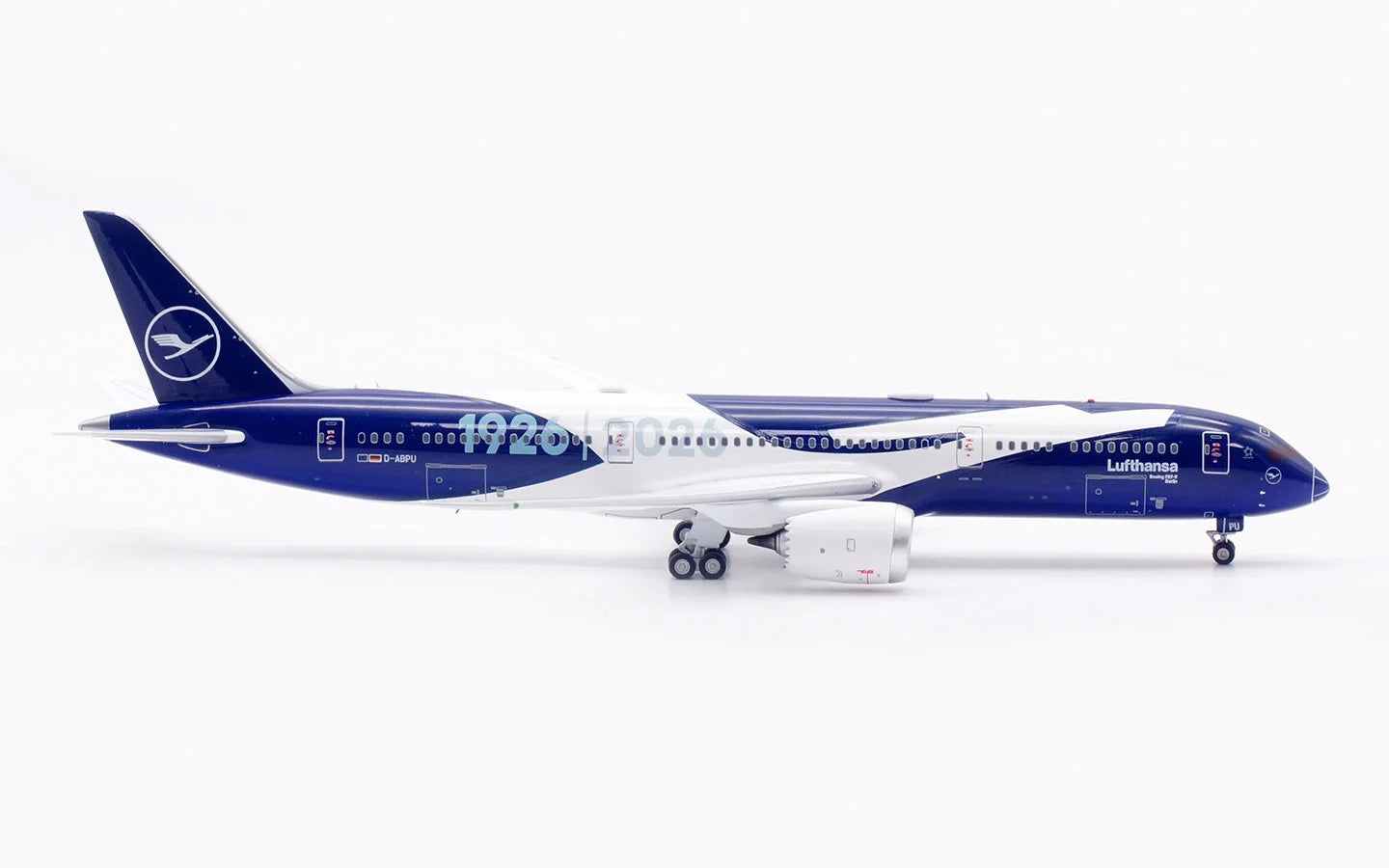 AV400 Lufthansa Boeing 787-9 D-ABPU "100 Years" WB4063