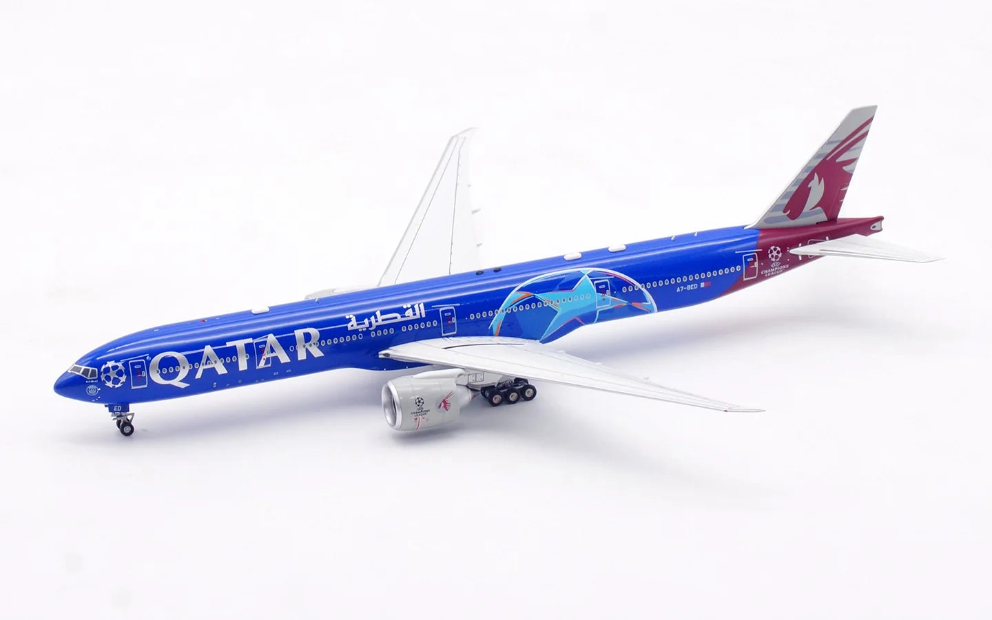 AV400 Qatar Airwasy Boeing 777-3DZER A7-BED "Champions League" WB4064