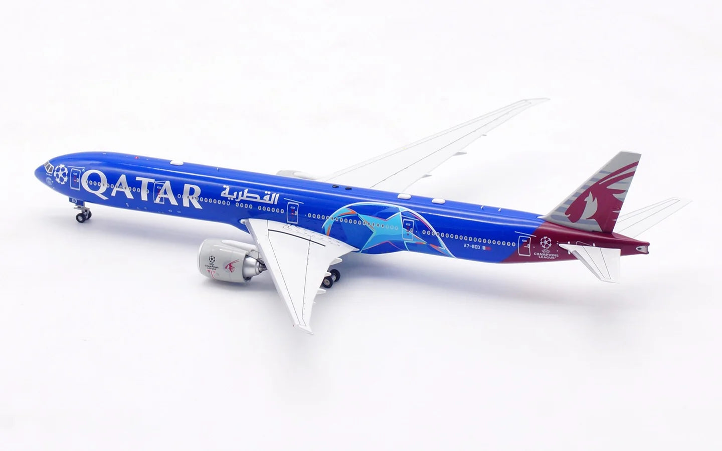 AV400 Qatar Airwasy Boeing 777-3DZER A7-BED "Champions League" WB4064