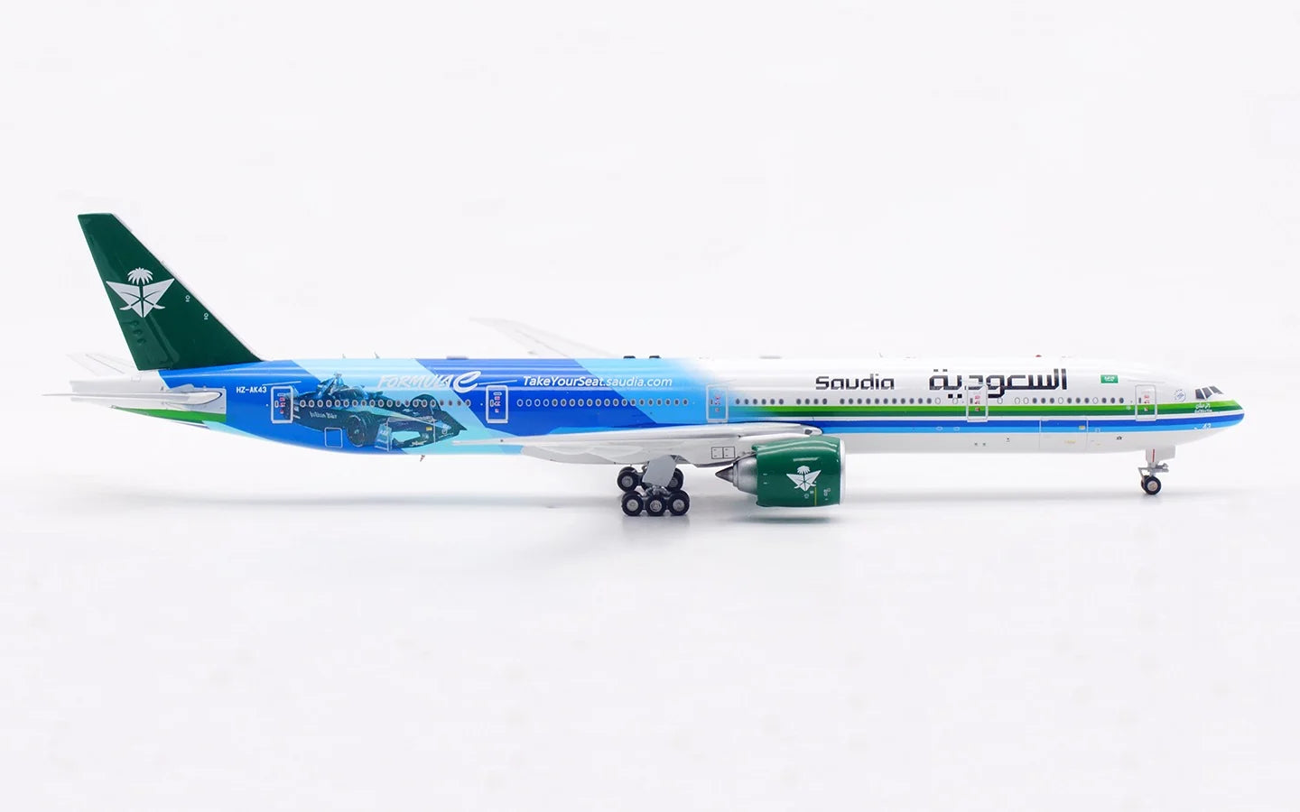 AV400 Saudia Boeing 777-368ER HZ-AK43 "Formula E" WB4065