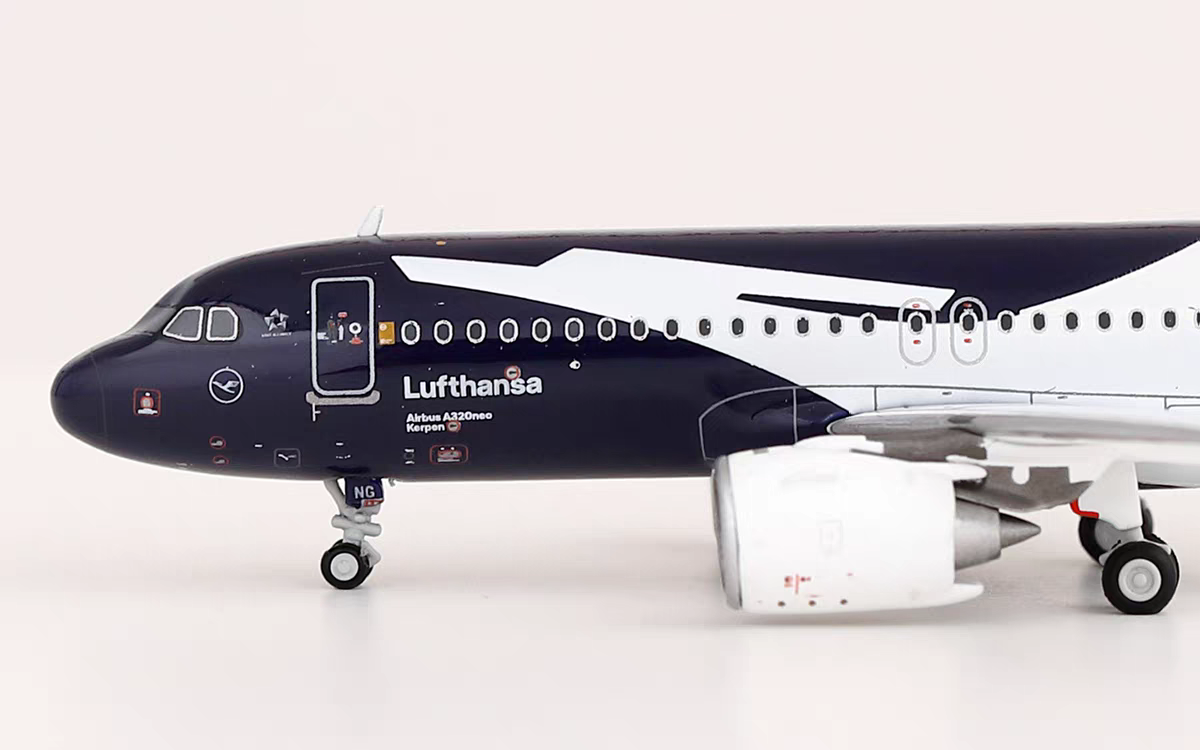 HX Models 1:400 Lufthansa Airbus A320neo D-AING "100th Anniversary"