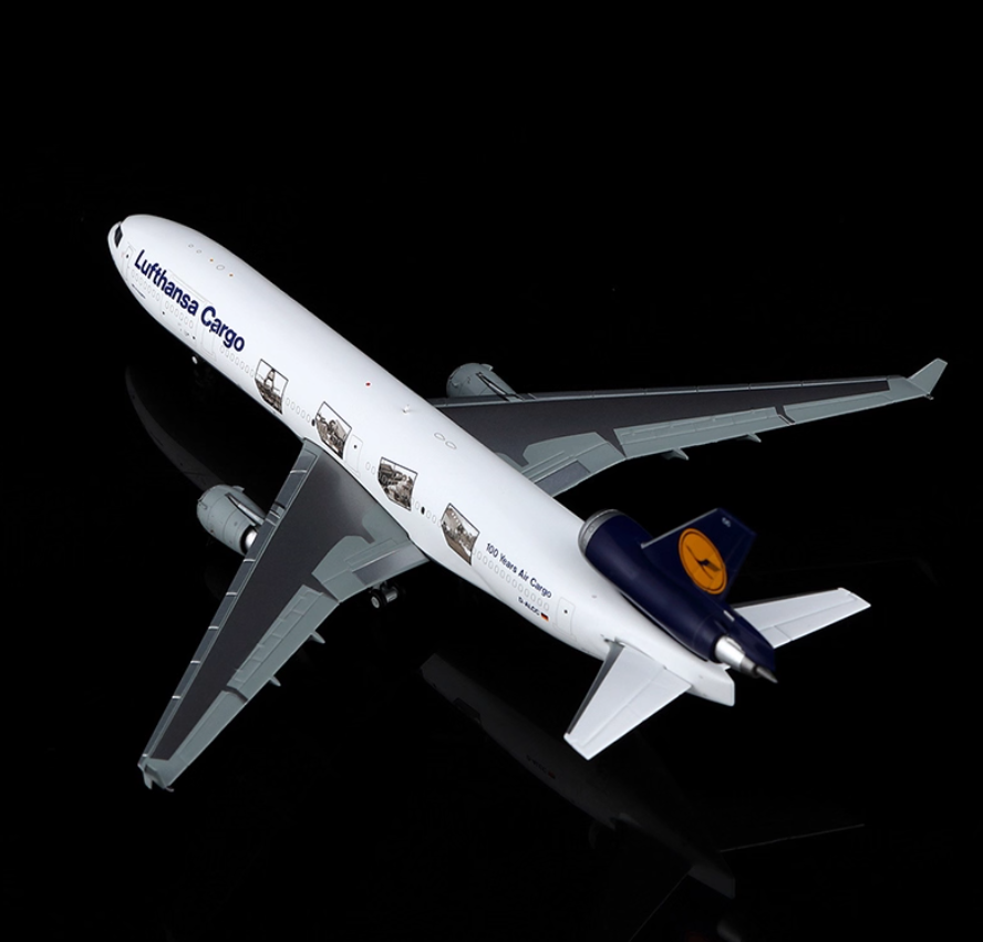 YY Wings 1:400 Lufthansa Cargo McDonnell Douglas MD-11F D-ALCC "100 Years Air Cargo"