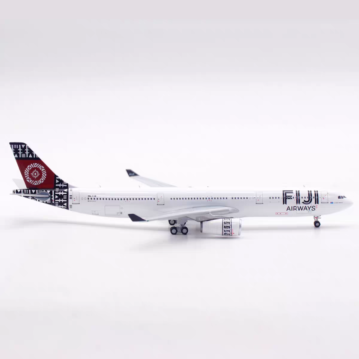 AV400 Fiji Airways Airbus A330-343 DQ-FJW AV4358
