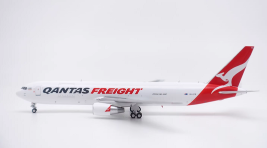 Pre-Order Panda Model 1:400 Qantas Freight Boeing 767-300F VH-EFR 62519