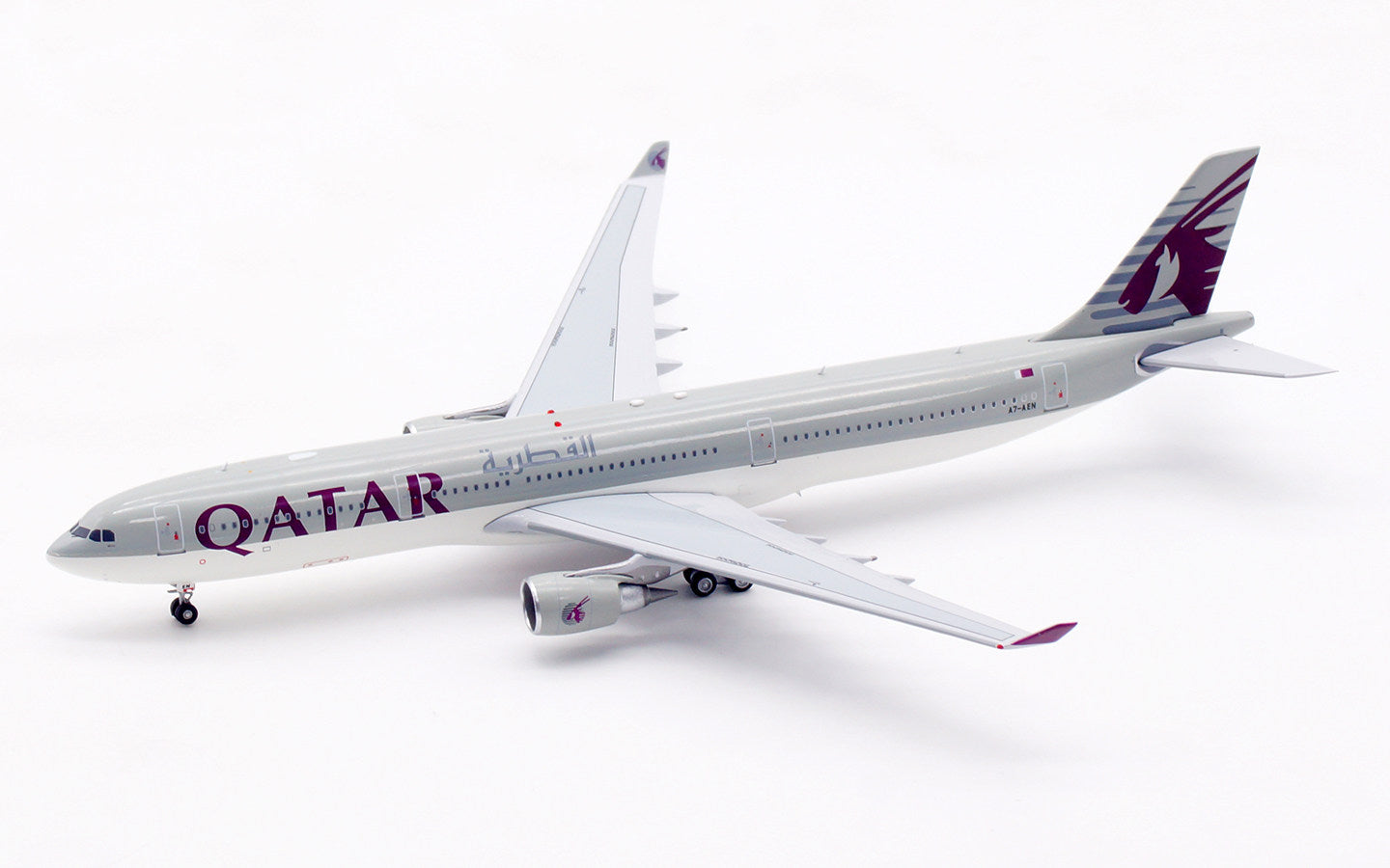 Aviation400 Qatar Airways Airbus A330-300 A7-AEN AV4355