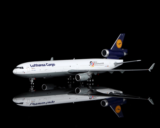 YY Wings 1:400 Lufthansa Cargo McDonnell Douglas MD-11F D-ALCC "Aktion Deutschland Hilft"