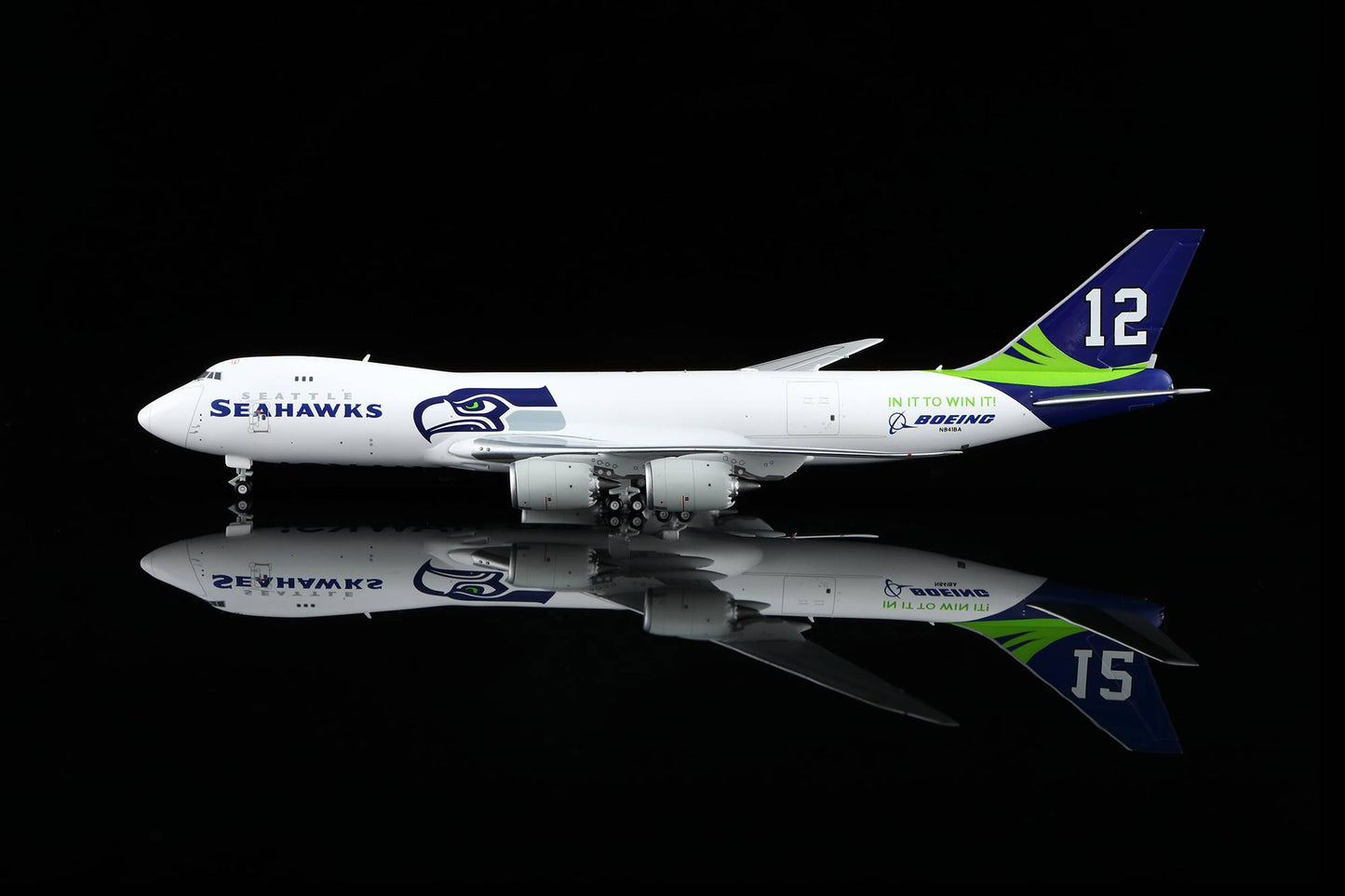 HX Models 1:400 Boeing 747-8F N841BA "Seattle Seahawks" B631007