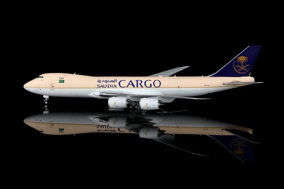 HX Models 1:400 Saudia Cargo Boeing 747-8F HZ-AI3 B631601