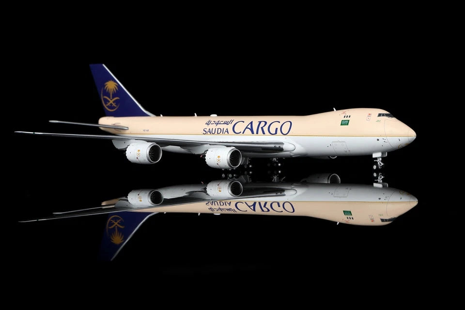 HX Models 1:400 Saudia Cargo Boeing 747-8F HZ-AI3 B631601