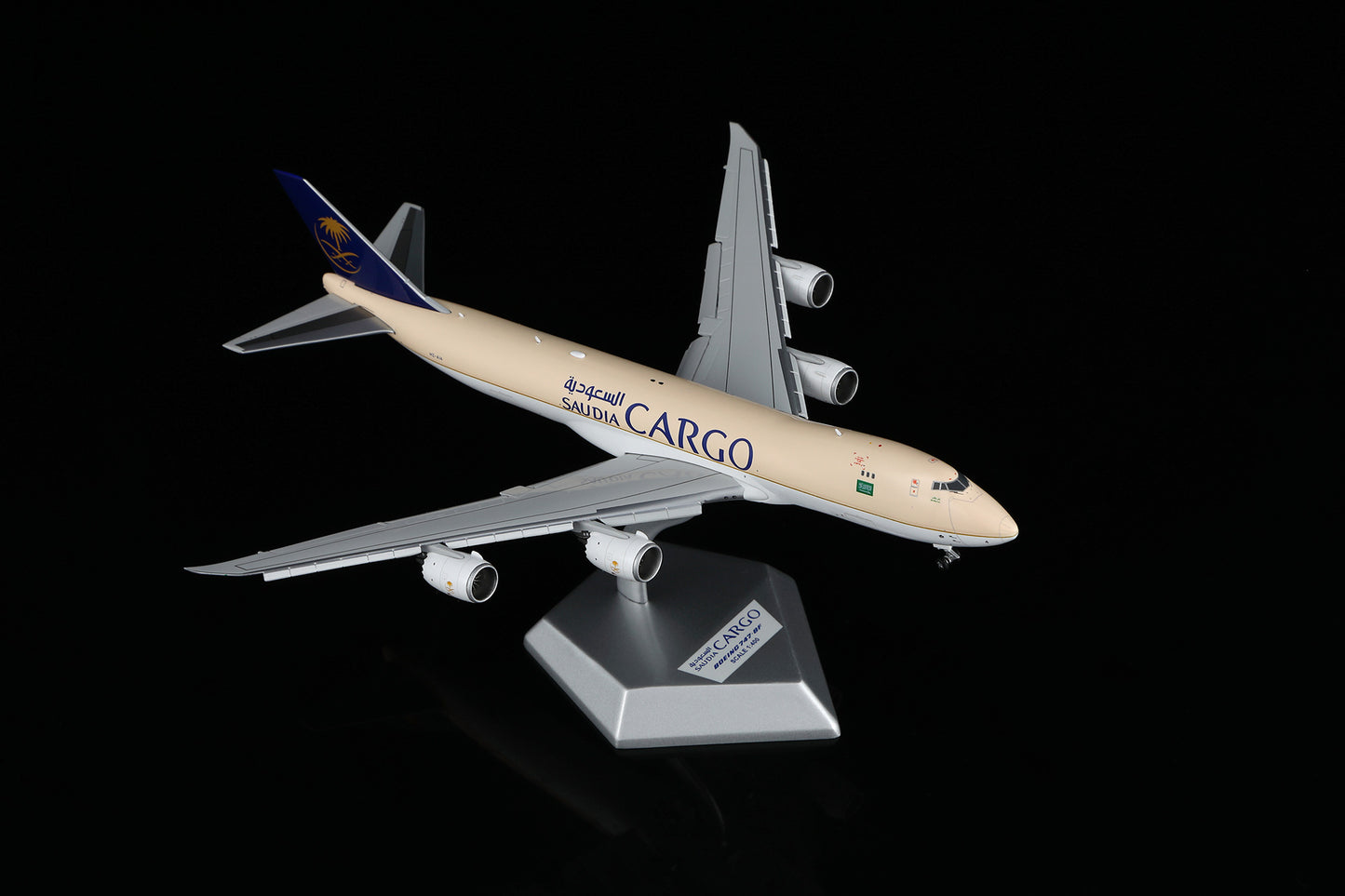 HX Models 1:400 Saudia Cargo Boeing 747-8F HZ-AI3 Flaps Down B631601F