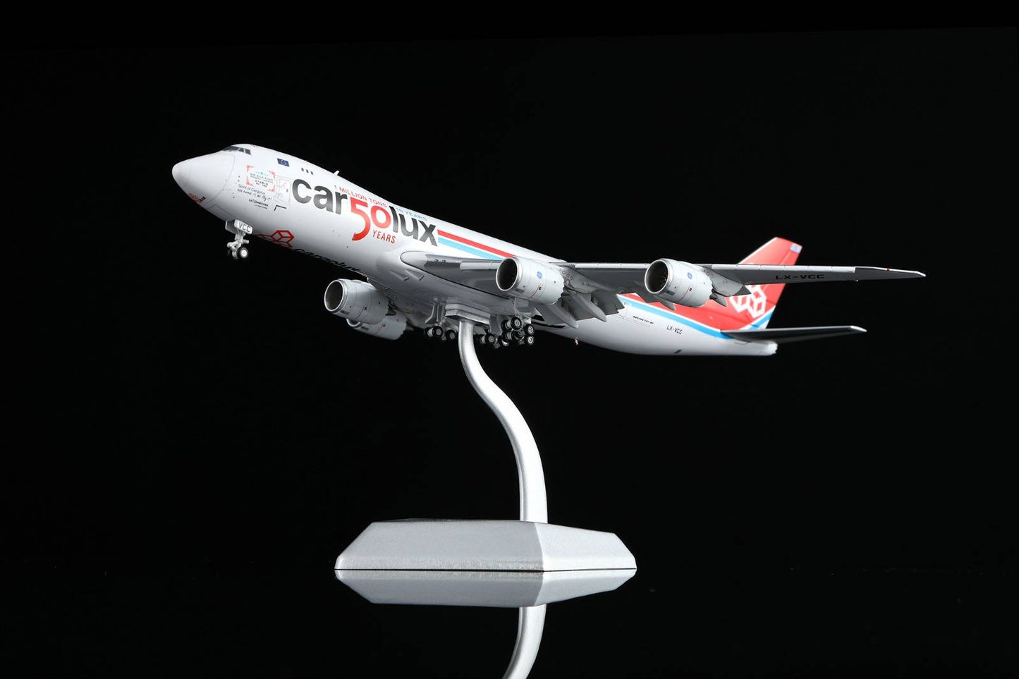 HX Models 1:400 Cargolux Boeing 747-8F LX-VCC "50 Years" Flaps Down B632001F