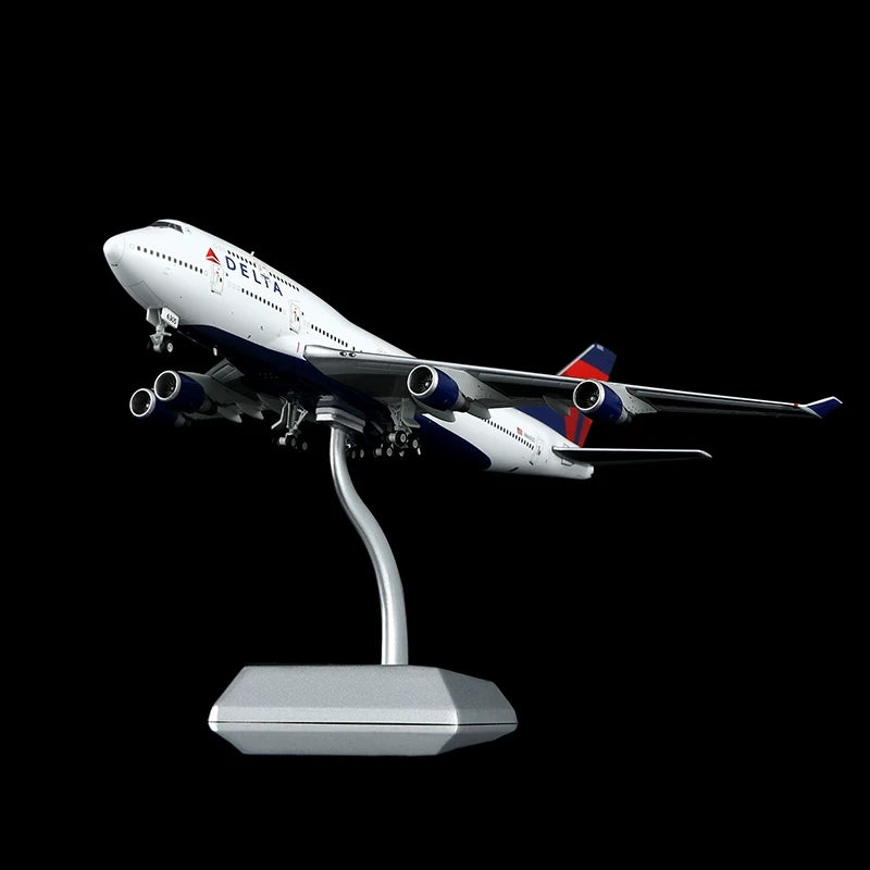 HX Models 1:400 Delta Air Lines Boeing 747-400 N665US B616601