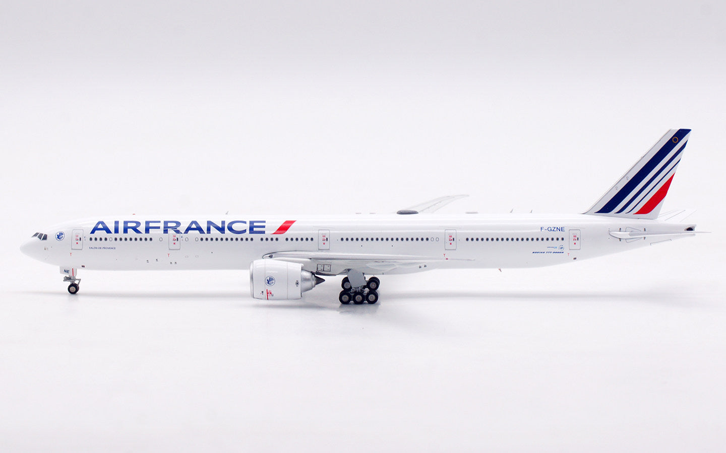AV400 Air France Boeing 777-300ER F-GZNE AV4380