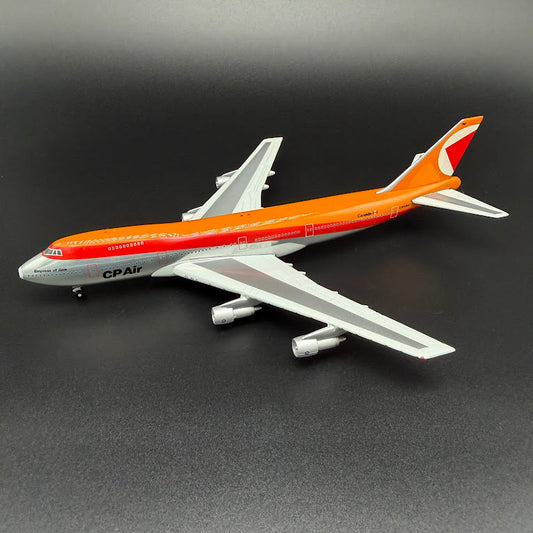 Gemini Jets 1:400 CP Air Boeing 747-200 C-FCRA "Empress of Asia"