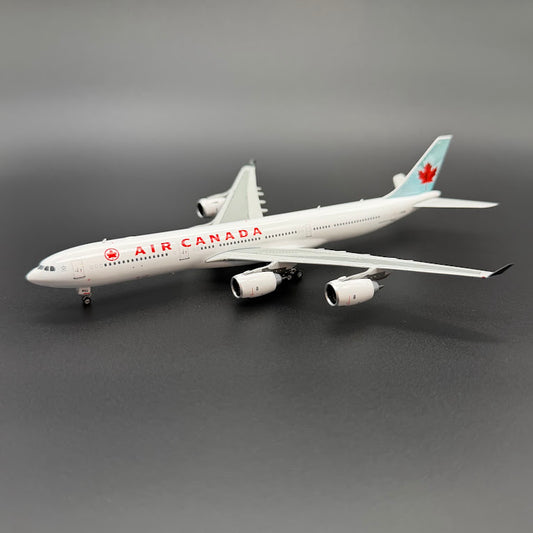 Phoenix Models 1:400 Air Canada Airbus A340-500 C-GKOM 12002