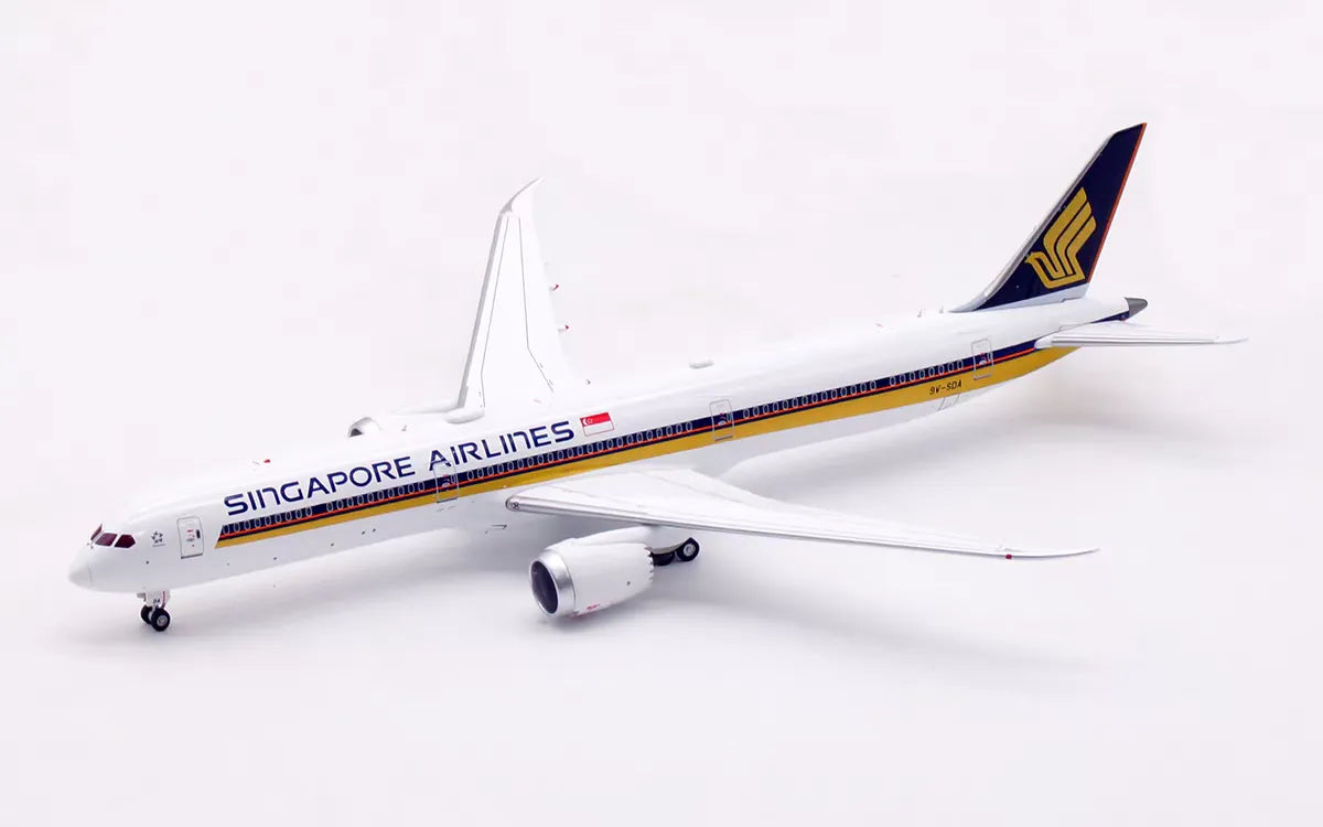 AV400 Singapore Airlines Boeing 787-10 9V-SDA AV4393