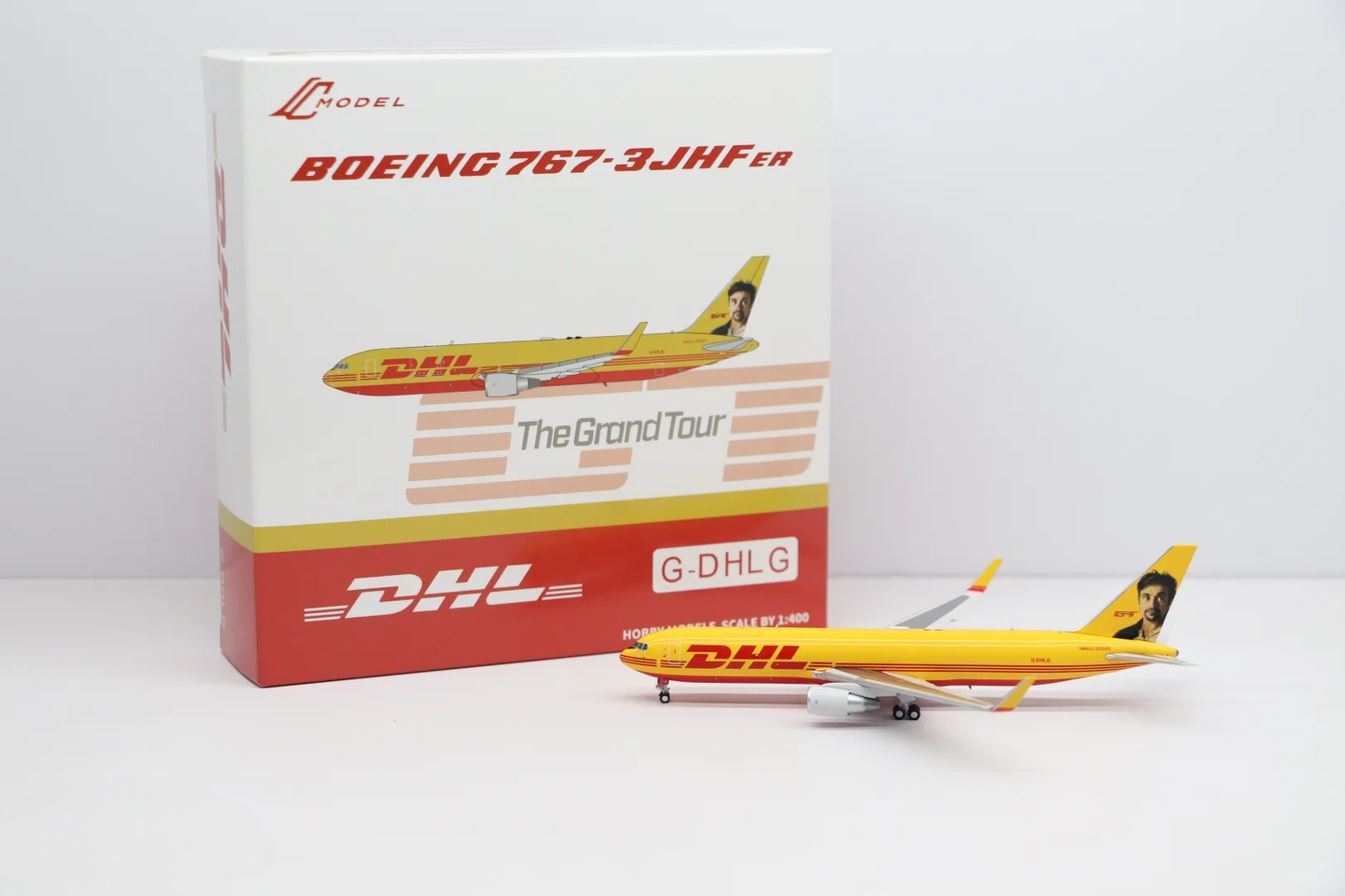 Panda Model 1:400 DHL Boeing 767-300F G-DHLG "Grand Tour" C0066
