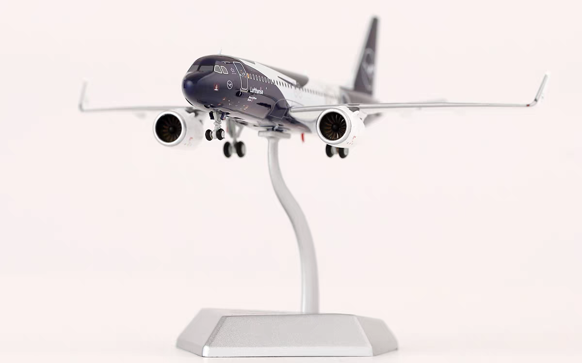 HX Models 1:400 Lufthansa Airbus A320neo D-AING "100th Anniversary"