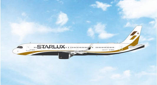 Pre-Order Phoenix Models 1:400 Starlux Airlines Airbus A321neo B-58210 04726