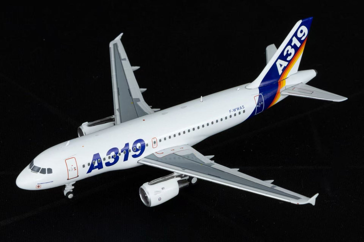 Pre-Order Kylin Models 1:400 Airbus A319 F-WWAS K319AIB01