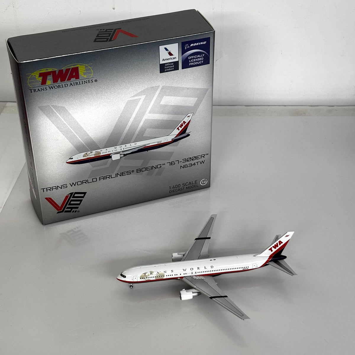 Pre-Order V1:400 Trans World Airlines (TWA) Boeing 767-300 N643TW "Globe" 400018