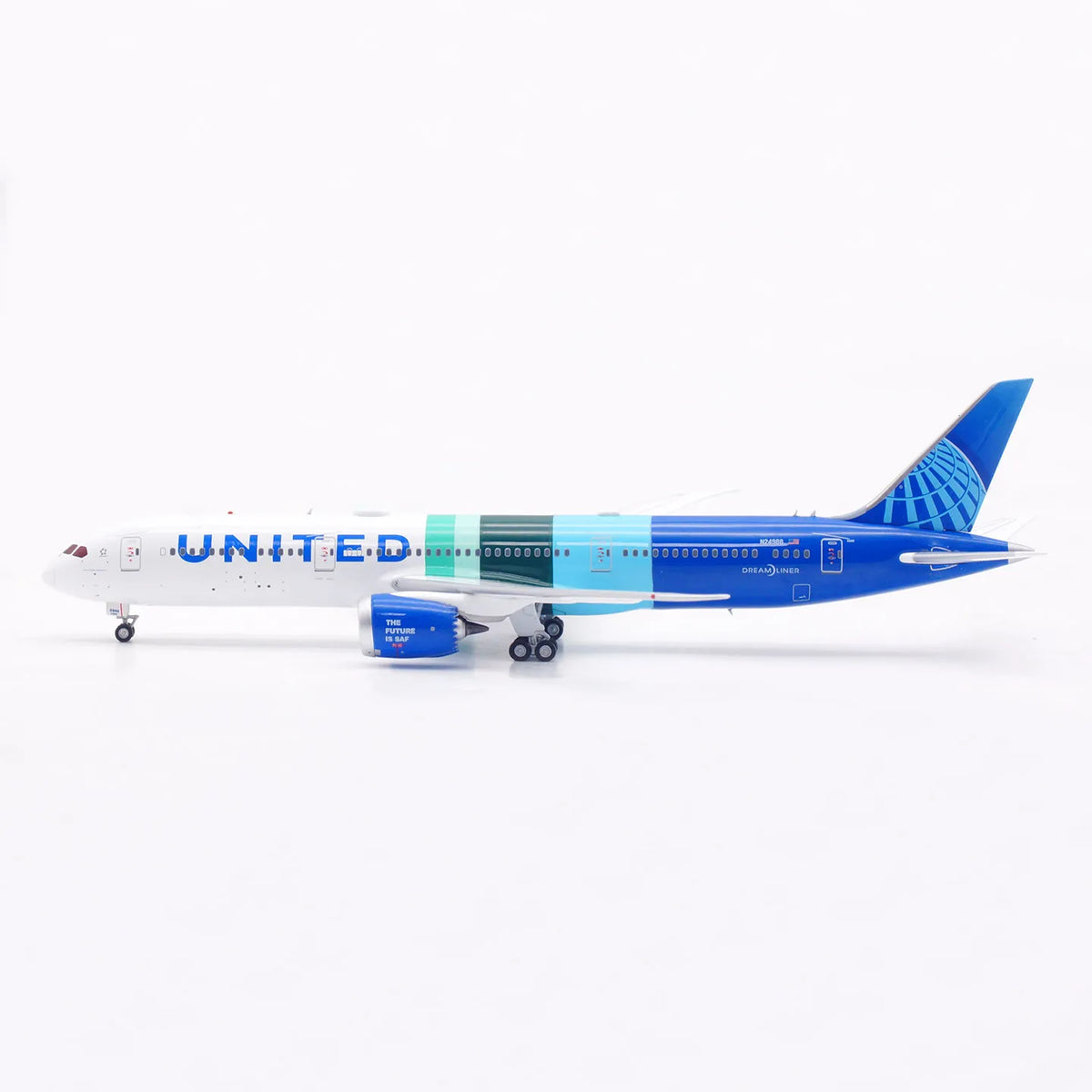 AV400 United Airlines Boeing 787-9 N24988 "The Future is SAF" AV4404