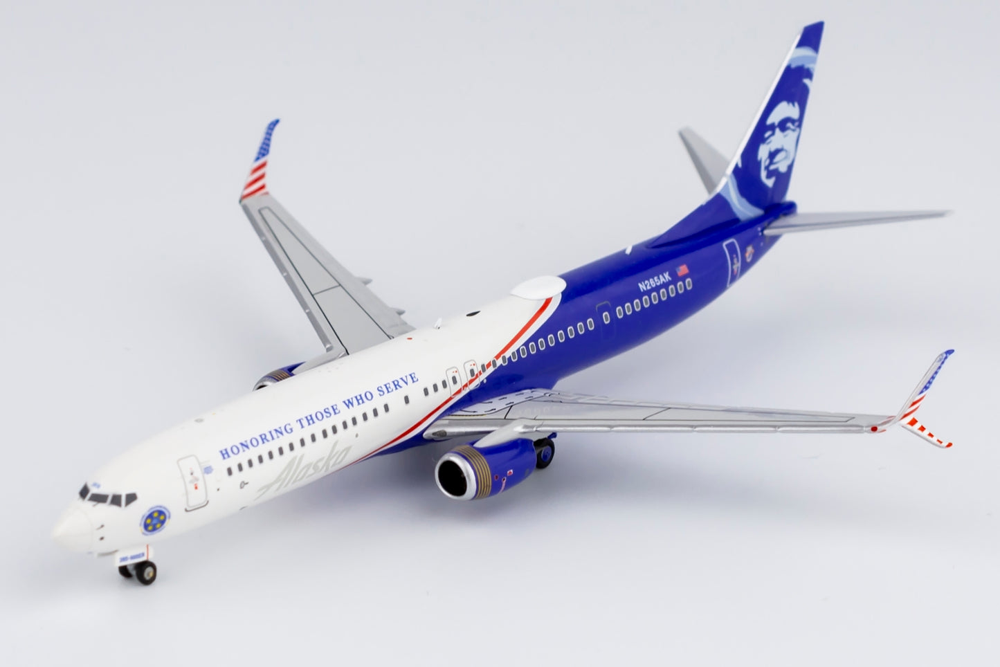 NG Models 1:400 Alaska Airlines Boeing 737-900 "Honoring Those Who Serve" N265AK NG 79007