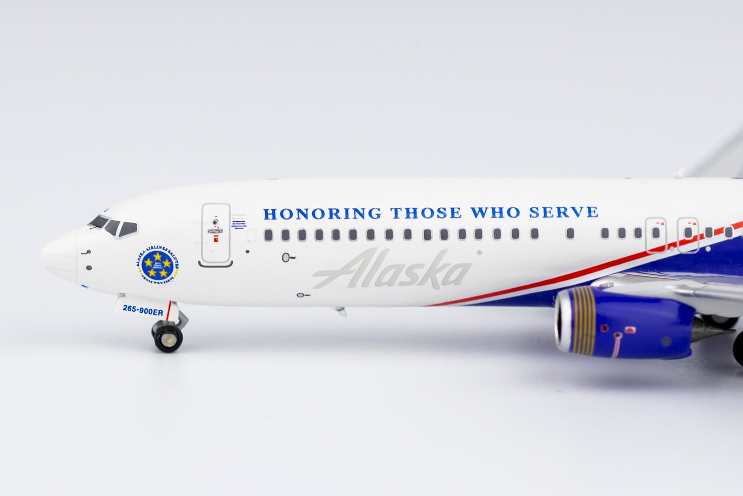 NG Models 1:400 Alaska Airlines Boeing 737-900 "Honoring Those Who Serve" N265AK NG 79007