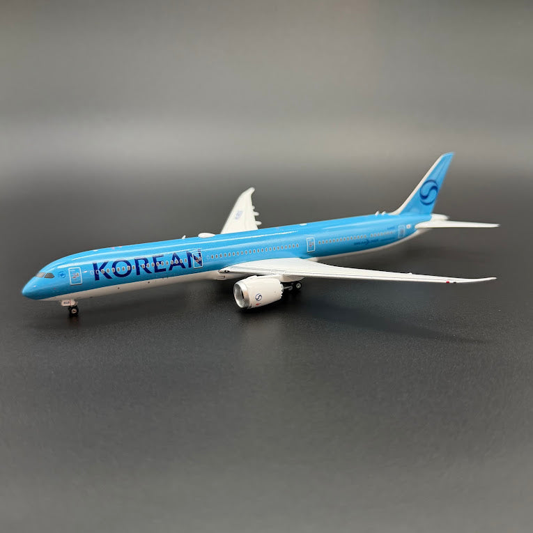 Phoenix Models 1:400 Korean Air Boeing 787-10 HL8515 04652