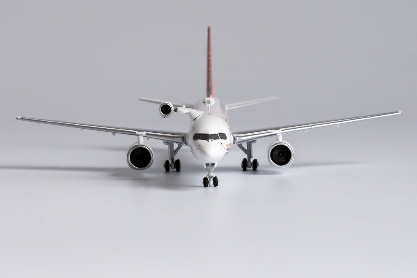NG Models 1:400 Honeywell 757-200 N757HW 2021 livery with test engine NG 53181