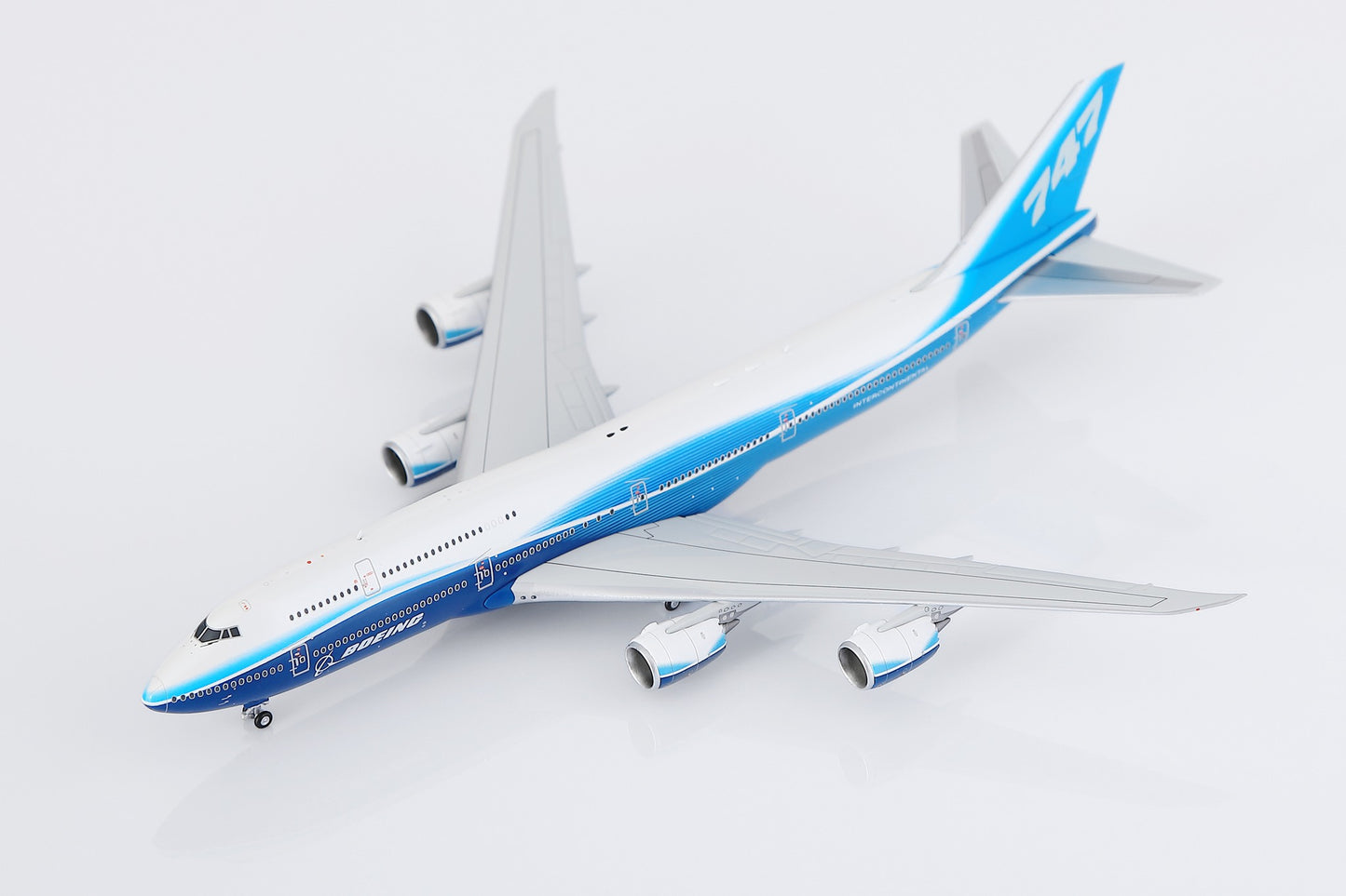 HX Models 1:400 Boeing Company 747-8 "Blue House Livery"