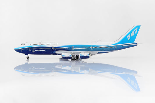 HX Models 1:400 Boeing Company 747-8 "Blue House Livery"