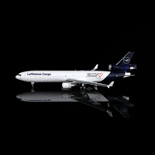 SQ Wings 1:200 Lufthansa Cargo McDonnell Douglas MD-11F D-ALCC L2104 and L2104FD