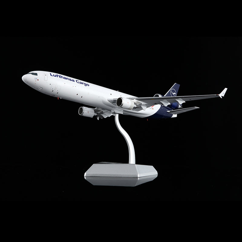 SQ Wings 1:200 Delta Air Lines McDonnell Douglas MD-11 N812DE